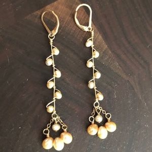 Sophia & Chloe, Gold/Ivory Pearl Dangling Earrings